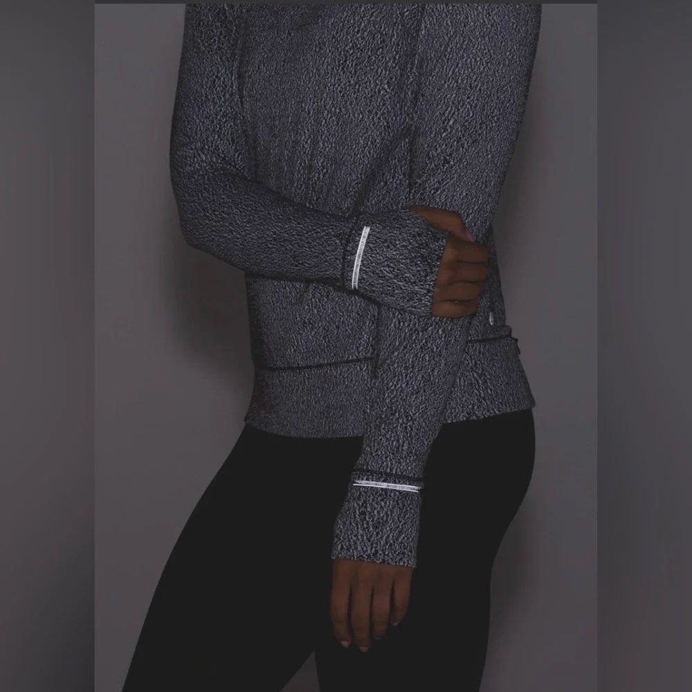 Lululemon Rush Hour Long Sleeve Crewneck Workout Shirt RULU